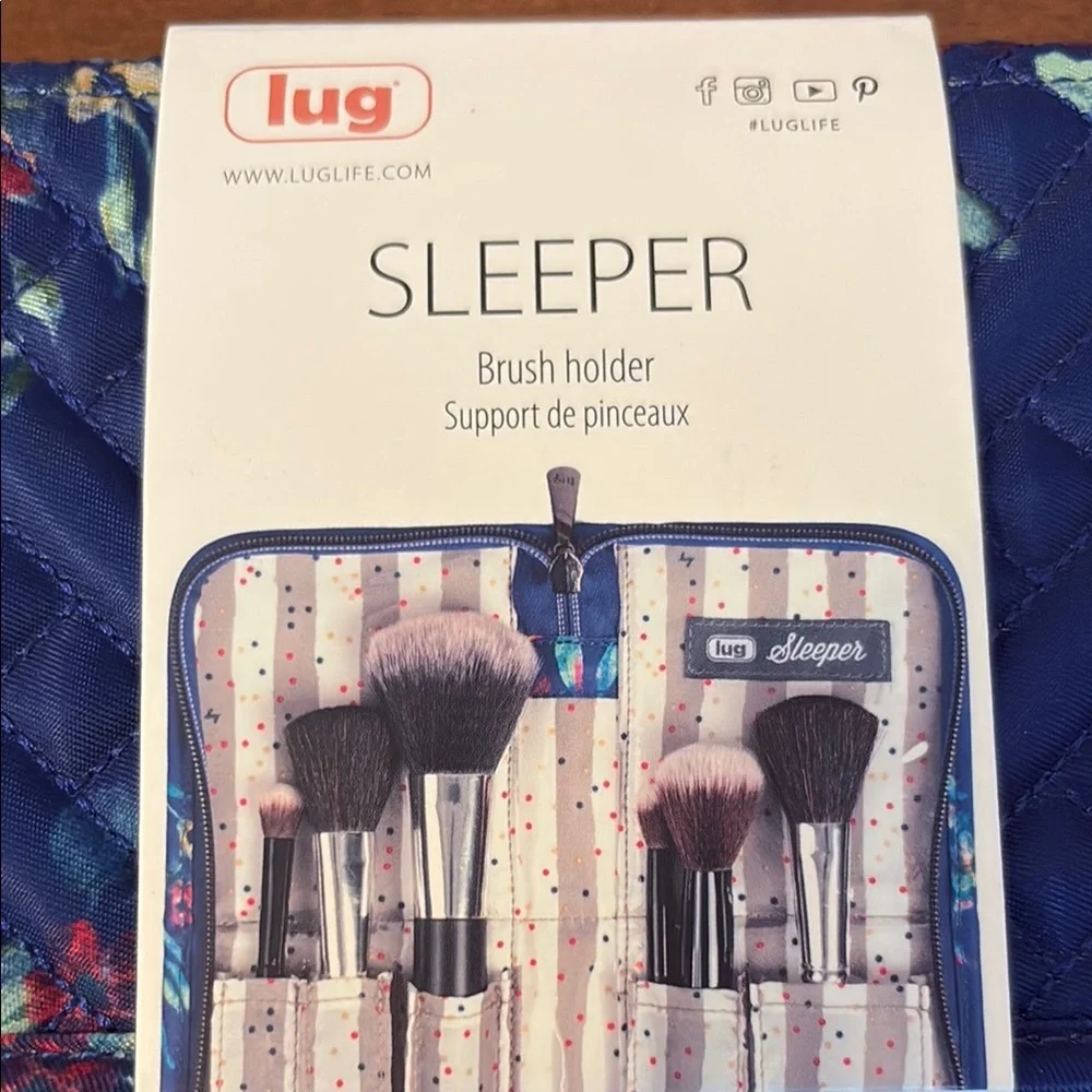 Lug Navy Quilted Brush Holder with Floral Design - Picture 3 of 4